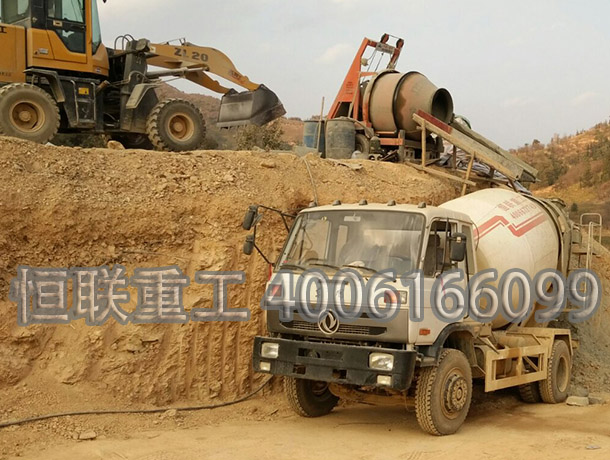 貴州黔西南州興義市望謨縣東風6立方小型攪拌車國家鄉村公路工程